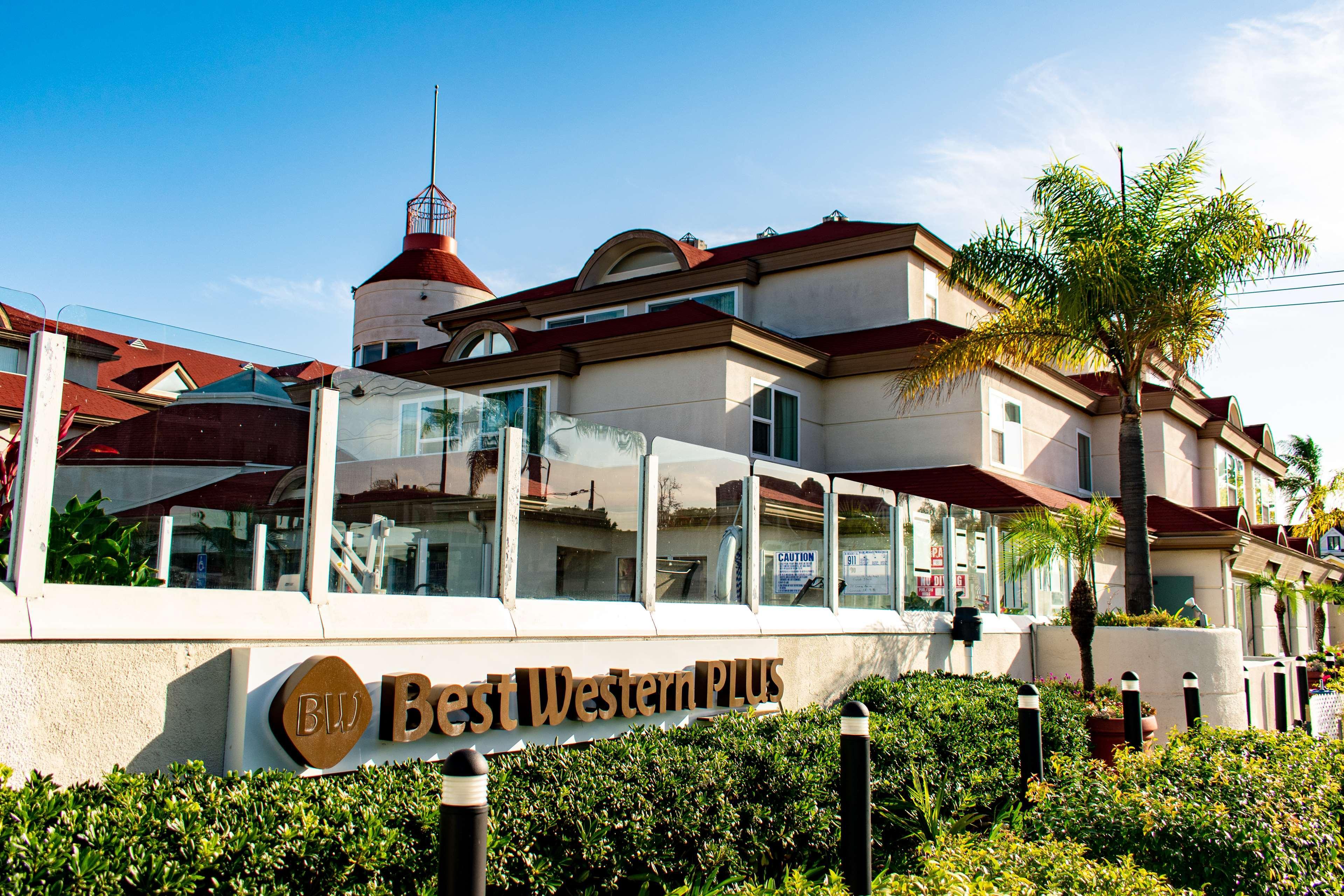 Best Western Plus Suites Hotel Coronado Island Bagian luar foto
