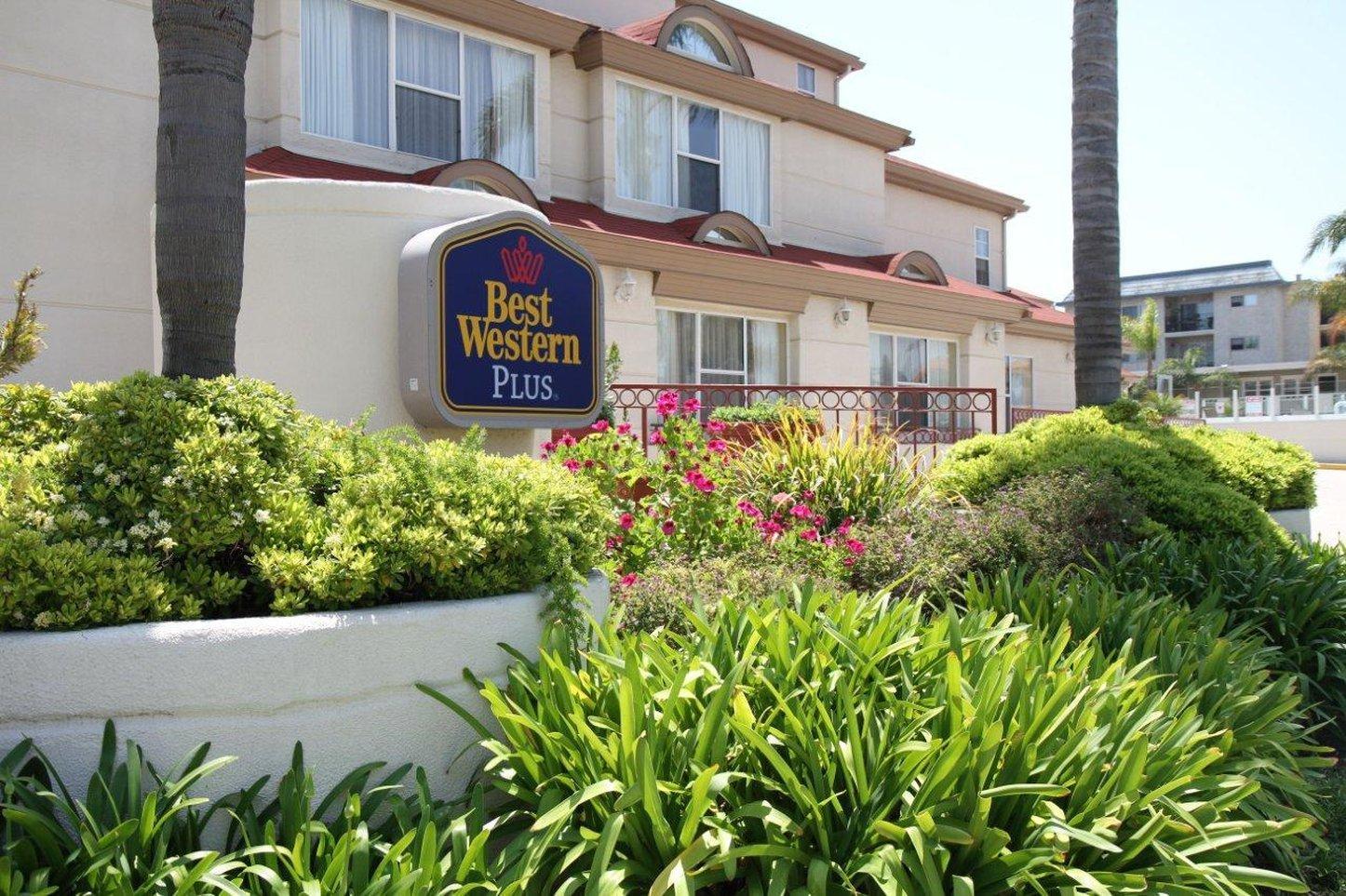 Best Western Plus Suites Hotel Coronado Island Bagian luar foto