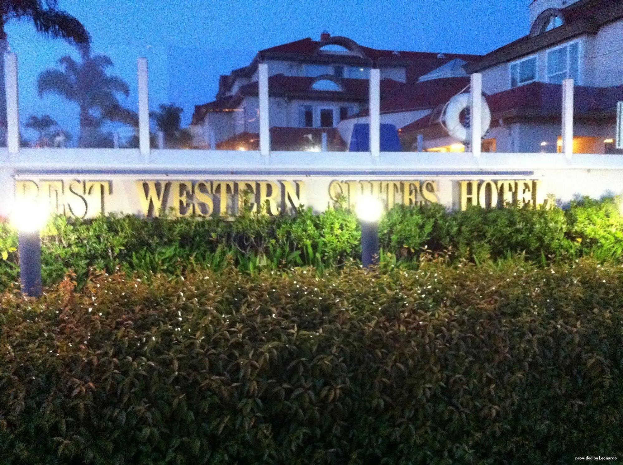 Best Western Plus Suites Hotel Coronado Island Bagian luar foto