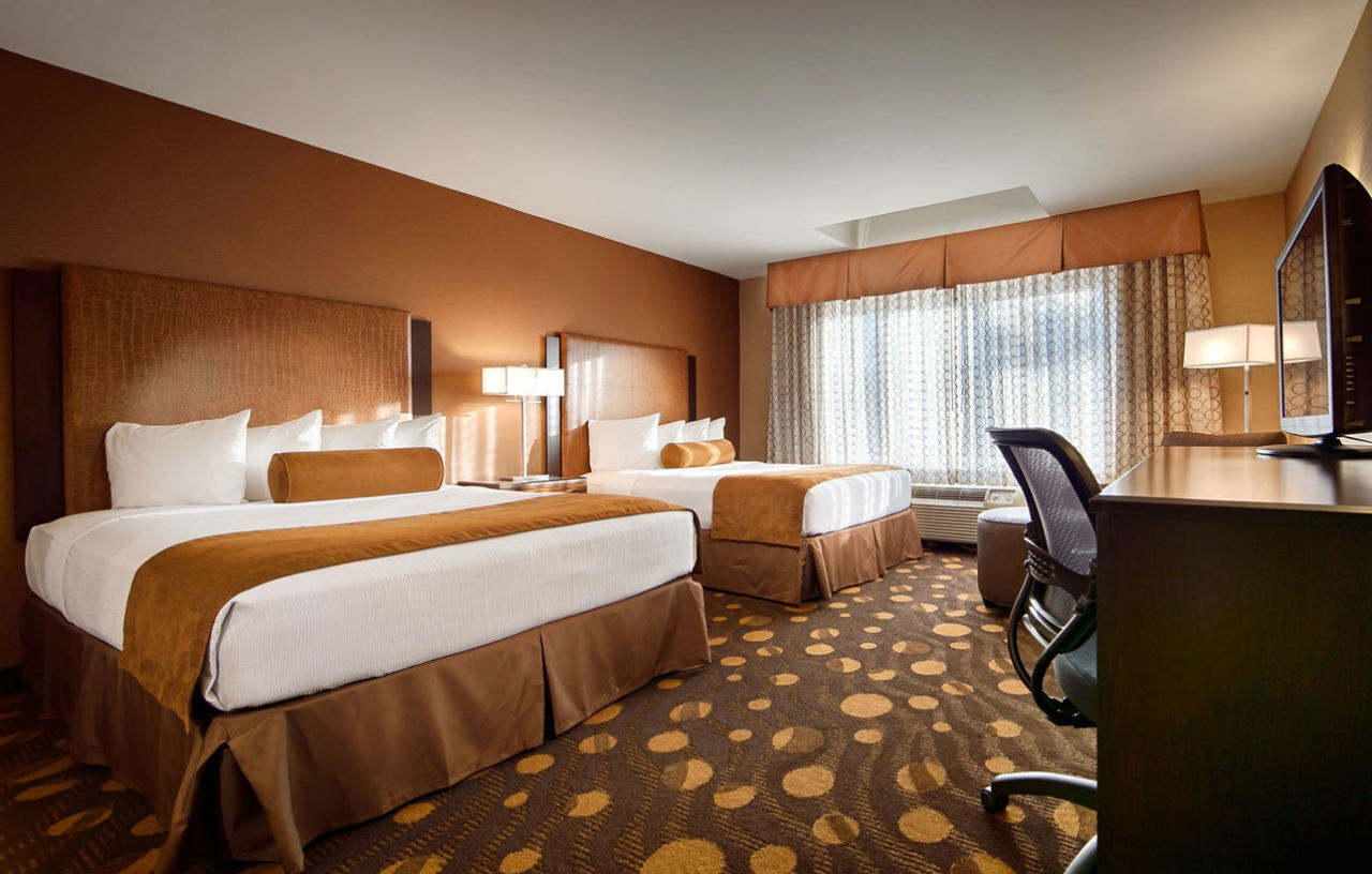 Best Western Plus Suites Hotel Coronado Island Bagian luar foto